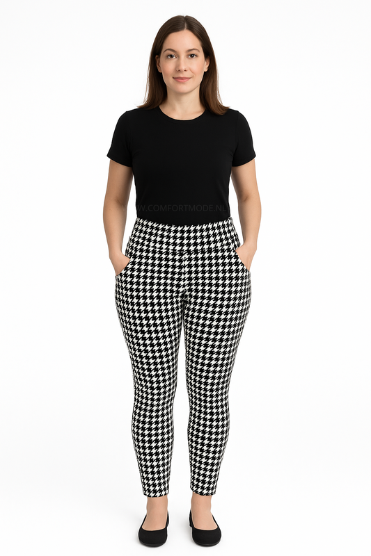 R216-13 -COMFORTBROEK ZWART WIT GEBLOKT