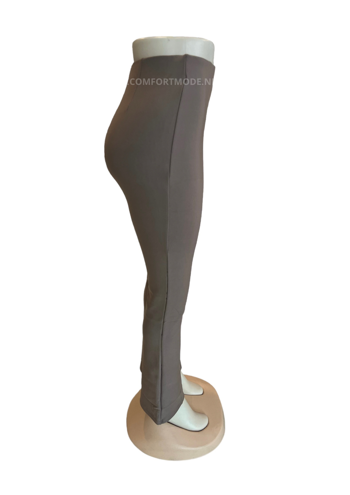 R258-COMFORTBROEK TAUPE FLARED ZONDER ZAKKEN