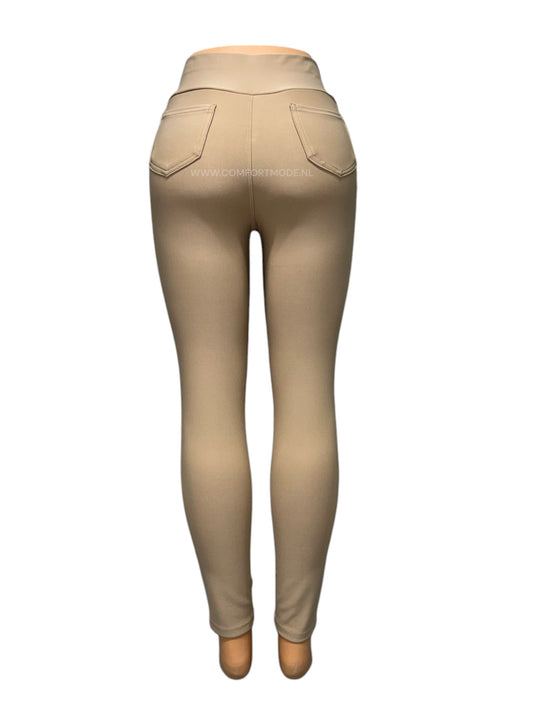 -COMFORTBROEK BEIGE MET GOUDEN KNOOPJES