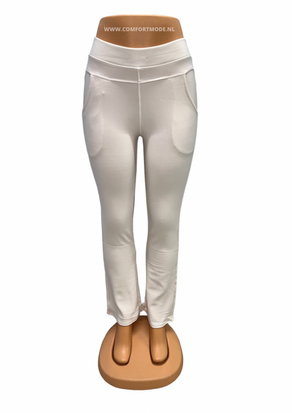 SALE -COMFORTBROEK OFF WHITE FLARED
