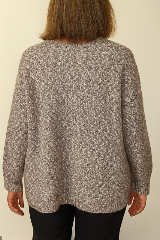 Gebreid vest met hartjes – taupe melange