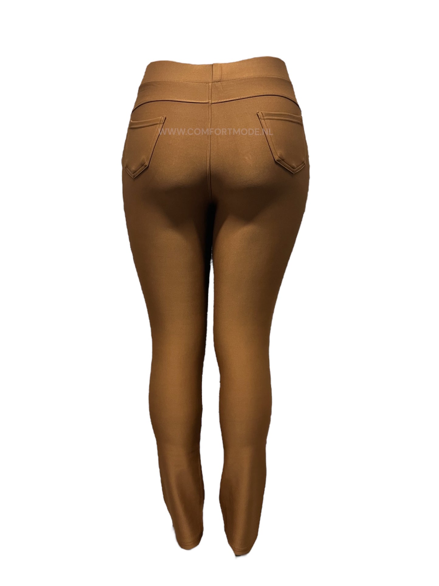 R210 -COMFORTBROEK CAMEL MET ZAKKEN